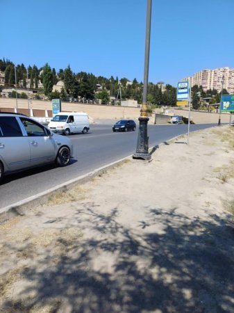 "O nişanı da oradan qaldırın, bilək ki bizim yolumuz, keçidimiz yoxdur..." - Sakinlər təhlükə ilə bağlı HARAY ÇƏKDİ...